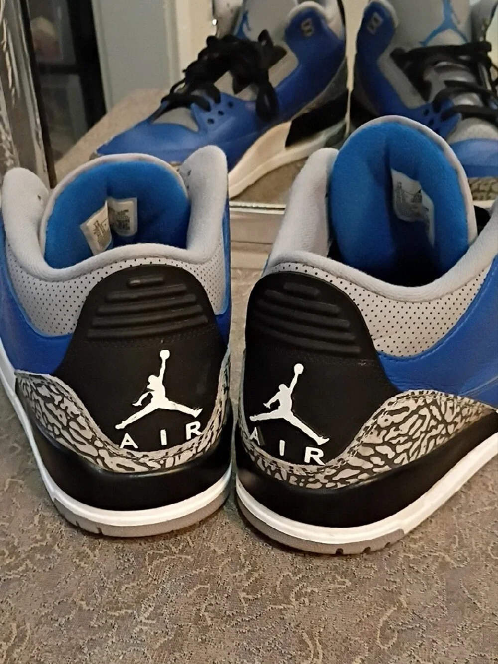 Jordan Air Jordan 3 Varsity Retro Blue Cement